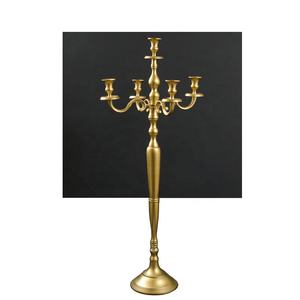 Candélabre à pilier haut en aluminium coulé 5 bras de bougie Design unique Vente à chaud sur pied Mariage fait main - Product Image 1