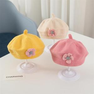 Bonnet chaud d'automne-hiver pour petite fille, bonnet en <span class=keywords><strong>tricot</strong></span> d'artiste peintre français avec accent floral, béret en <span class=keywords><strong>tricot</strong></span> pour bébé - Product Image 2