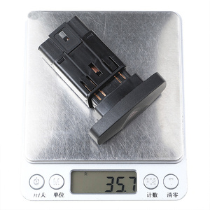 สวิตช์ไฟฉุกเฉิน 8200446717 252903199R สำหรับรถยนต์เรโนลต์ ซิมโบล ทาเลีย - Product Image 5