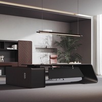 Bureau de direction moderne de luxe Mobilier d'angle modulaire durable en bois massif MDF pour PDG Table de bureau de luxe Immeuble de bureaux