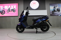 Vente en gros Usine Promotion Scooter à essence 150cc automatique pas cher Moto à essence 2 roues
