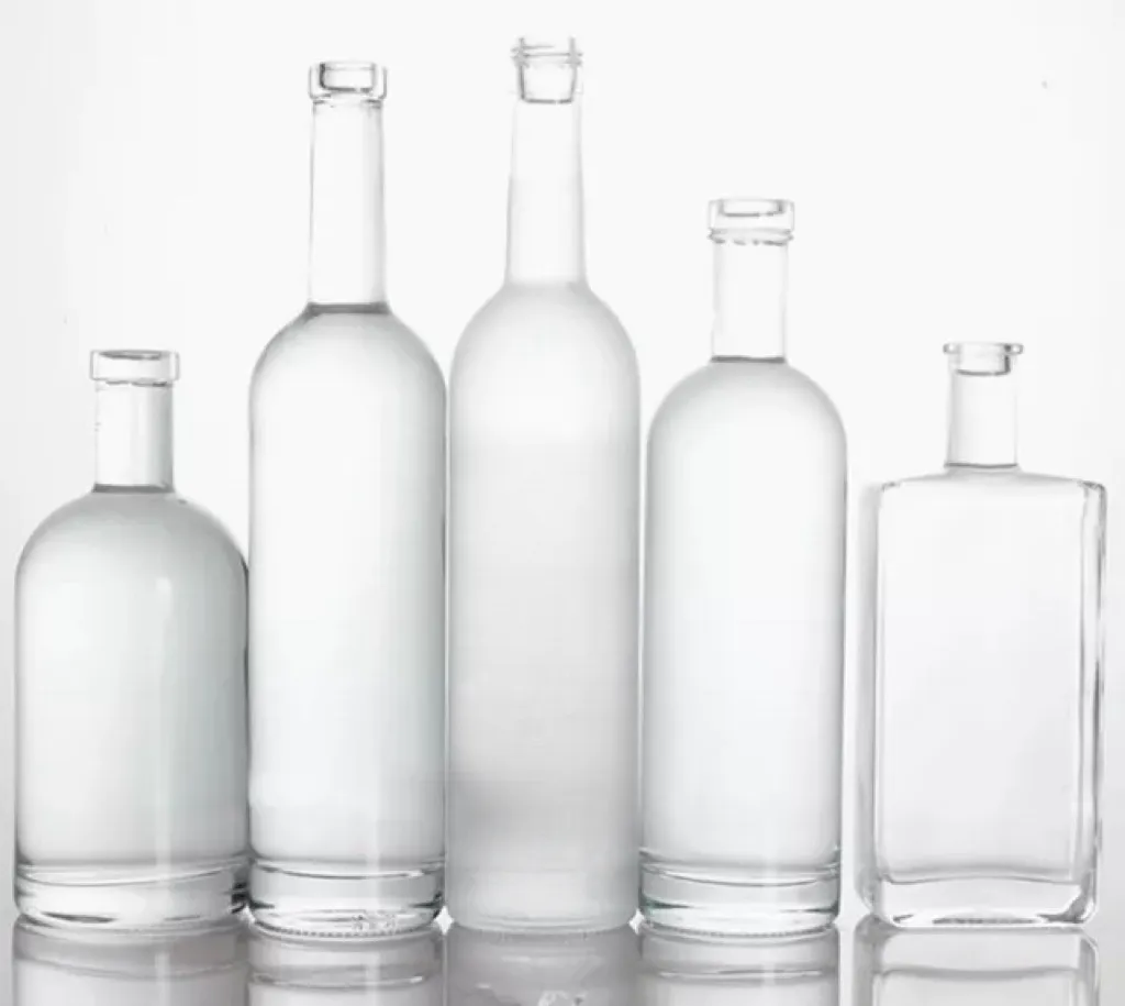 Custom Crystal White Spirits Glass Bottle 500ml 700ml 750ml Gin Whiskey Rum Brandy Liquor Alcohol Beverage Vodka Glass Bottles