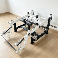 Machine d'entraînement multifonctionnelle pour soulevé de terre destinée aux salles de sport commerciales - Équipement de force axé sur la sécurité pour les squats, les exercices des bras et du dos