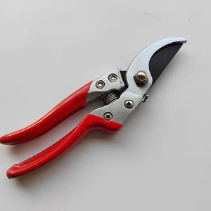 Tijeras de podar Hisaichiro con hoja de 54 mm de acero al carbono SK-5, diseño de mariposa, para podar árboles frutales - Product Image 3