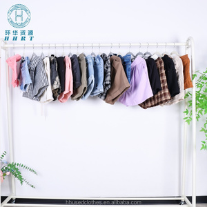 Pantaloncini Estivi da Donna Usati Misti in Balle, Vendita all'Ingrosso, Vari Materiali e Stili, Ordine Minimo 100KG - Product Image 4
