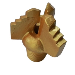 Kéo Bit 3 1/2 "<span class=keywords><strong>Api</strong></span> Reg 152Mm Hợp Kim Thép Carbide <span class=keywords><strong>PDC</strong></span> Cutter Bước Vương Miện Lưỡi 3 Cánh Cho Nước Cũng Khoan - Product Image 1