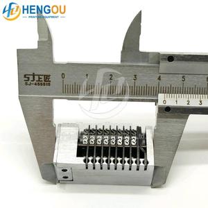 Machine à numéroter 4x8 Cicero 8 chiffres non encastrable, police gothique inversée, accessoires et pièces de presse typographique rotative - Product Image 4