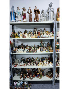 Custom la benedetta vergine <span class=keywords><strong>maria</strong></span> nostra signora <span class=keywords><strong>di</strong></span> Guadalupe statua in resina Jesus Joseph tavolo statua religiosa - Product Image 6