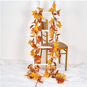 Guirlande de feuilles d'érable d'automne Xingfei, 6 pieds, feuilles artificielles pour Thanksgiving, Halloween, mariage, décoration de la maison, décoration de cheminée - Product Image 2