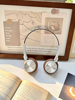 Casque sans fil supra-auriculaire OEM de haute qualité, design couleur macaron, autonomie de 5 à 10 heures pour le jeu et l'aviation