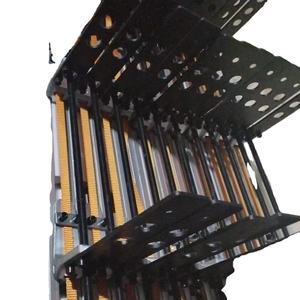 Ziegel fabrik Ton Hohl block herstellungs maschine mit Lager kern komponenten Drehen und Stapeln Integrierter Greifer - Product Image 1