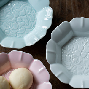 <b>Ceramic</b> Flower Shape Fruit <b>Plate</b> Porcelain Mini Snack Bowl Chinese Style Party Use - Product Image 3