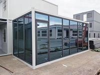 Maison conteneur préfabriquée moderne à panneaux sandwich, design artisanal économique, avec caractéristique respirante pour chambre à coucher, logement rural