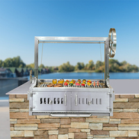Barbecue argentin en acier inoxydable de style Santa Maria, avec foyer en briques réfractaires et levage par volant, pour îlot de cuisine