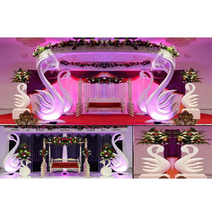 Mandap de Pilar de Cisne Blanco para Bodas en Sudáfrica, Mandap de Pilar de Cisne Blanco para Bodas Imperiales en Dallas, EE. UU. - Product Image 1