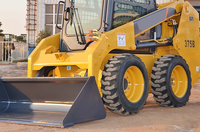 Minipala Gommata 375B ad Alte Prestazioni con Raggio di Sterzata Zero, Design Compatto per Lavori Urbani e Applicazioni Agricole