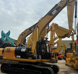 Excavadora de cadenas Caterpillar 323DL usada, modelo 2020, original, para excavación, 4001-6000 horas de trabajo, caja de cambios, bomba, cojinete, PLC en buen estado. - Product Image 1