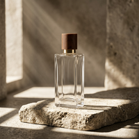 Nouvelle arrivée, flacon de parfum en verre noir carré de luxe vide, 50 ml, flacon vaporisateur de parfum avec emballage en boîte cadeau