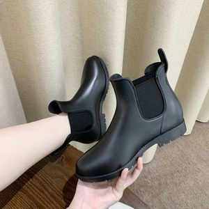 <span class=keywords><strong>Bottes</strong></span> Chelsea tendance à la mode, imperméables, respirantes, antidérapantes, résistantes à la corrosion, <span class=keywords><strong>bottes</strong></span> de <span class=keywords><strong>pluie</strong></span> pour les voyages et le camping - Product Image 1