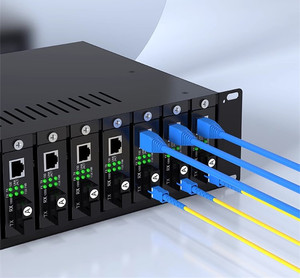 Le châssis 2U de bâti de support de convertisseur de médias de fibre 14 met en communication 19 pouces avec la source d'énergie <span class=keywords><strong>2</strong></span> - Product Image 4