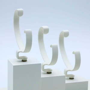 ساعة فاخرة عالية الجودة بالجملة حامل عرض حلقة C من المصنع تصميم أصلي نافذة العرض - Product Image 6