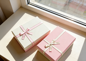 High Quality Specialty Cardboard Luxury <b>Packaging</b> Delicate Texture-Vietnam for Certified Sponge Lining Bronzing Customizable - Product Image 5