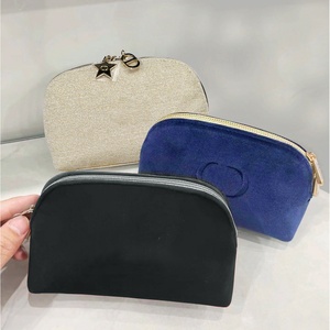 Lot de 3 trousses de maquillage durables en satin avec fermeture éclair, sacs cadeaux de beauté portables, petits sacs de rangement pour cosmétiques pour l'extérieur - Product Image 3