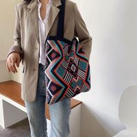 Bolso Tote de Mujer de Ganchillo de Lana Estilo Bohemio Chic Azteca con Asa Superior para Dropshipping en Shopify