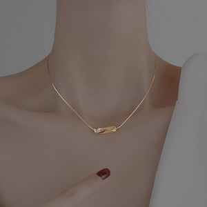 Geometric Pattern Necklace For Women Simple Elegant Clavicle Chain Daily Wear Silver Plated Fashion Jewelry - Product Image 3