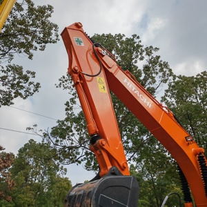 HITACHI รถขุด ZX120รถแบคโฮขนาดกลางพร้อมเครื่องยนต์และปั๊ม12TON ถังขนาด0.52เมตรสภาพดีจุดขาย - Product Image 5