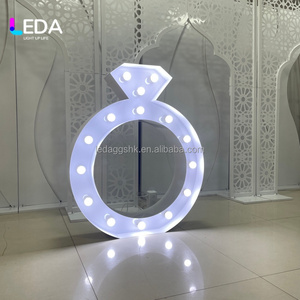 LEDA Letra Luminosa LED de Metal en Forma de Anillo de 4 pies para Decoración de Fondo de Bodas y Fiestas de Cumpleaños - Product Image 6