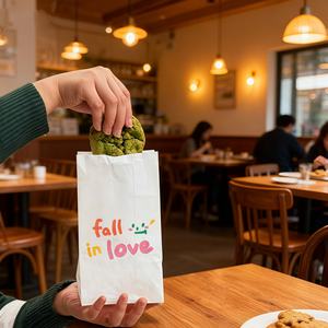 Sac d'emballage pour boulangerie personnalisé avec logo de restaurant, sac biodégradable pour baguette, bretzel, croissant, en papier kraft brun et blanc - Product Image 3