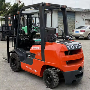 Chariot élévateur diesel GPL d'occasion japonais d'origine 3 tonnes 5 tonnes 6 tonnes 8 tonnes FGZN25 GFZN30 - Product Image 1