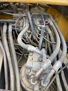 Peinture originale Offre Spéciale Faibles heures de travail Excavatrice d'occasion EC210 sur chenilles en bon état à vendre - Product Image 5