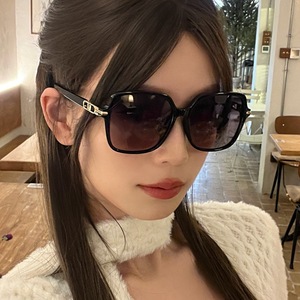 Lunettes de soleil pour femmes, rectangulaires, monture intégrale, polarisées, UV400, protection solaire tendance, adulte 2025 - Product Image 1