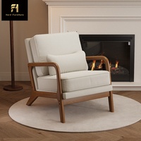 Fauteuil de salon italien de luxe léger à coussin unique, style créateur, confortable, en bois