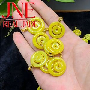 Pendentif de sécurité en jade jaune pour la mère, cadeau porte-bonheur polyvalent pour les aînés - Product Image 2