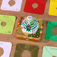 Calendrier Horloge 2027 Maison d'arbre de Noël colorée Bloc-notes à interrupteur tactile Notes panoramiques en papier découpé avec rétroéclairage chaud