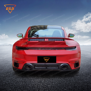 Kit complet de jupes latérales de diffuseur avant de lèvre arrière pour <span class=keywords><strong>Porsche</strong></span> <span class=keywords><strong>911</strong></span> 992 Kit de carrosserie en fibre de carbone de style <span class=keywords><strong>Turbo</strong></span> S - Product Image 4