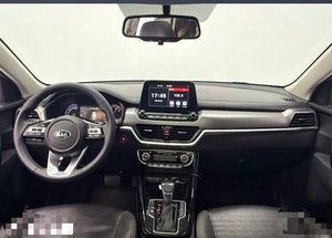 Véhicule d'occasion <span class=keywords><strong>KIA</strong></span> <span class=keywords><strong>Sportage</strong></span> R SUV 5 places essence boîte automatique <span class=keywords><strong>turbo</strong></span>, offre spéciale, <span class=keywords><strong>prix</strong></span> de gros, grande réduction - Product Image 5