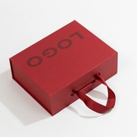   Boîte cadeau pliable en carton rigide mat de luxe rouge avec logo personnalisé, fermeture magnétique et poignée