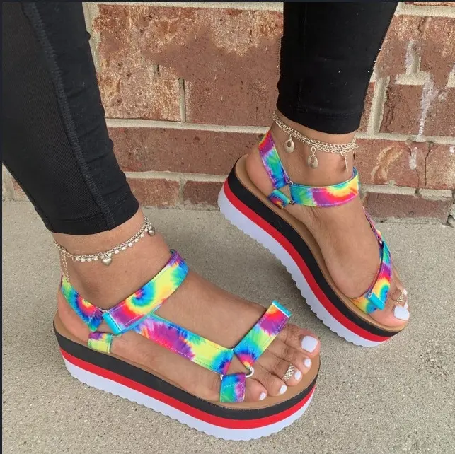 Women Rainbow Thick Sole Sandals Colorful 3D Printing Snake Skin Ankle Strap Ladies Shoes Low Price Fashion Platform Sandals