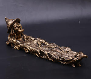 独特高端定制神秘手工树脂巫师香炉原创哥特式神秘雕塑定制批发 - Product Image 5