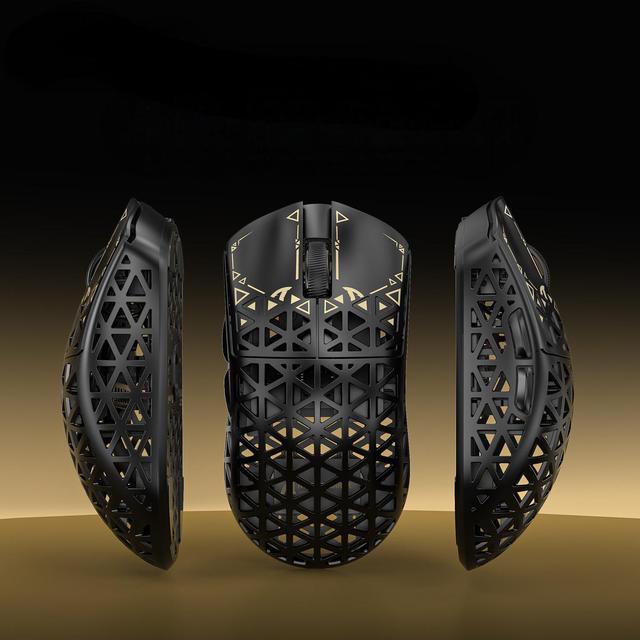 ATTACK SHARK R5Ultra 8K Carbon Fiber Wireless Gaming Mouse with 42000 DPI -PAW3950 MAX Sensor -39g Ultra-Lightweight for Win/Mac