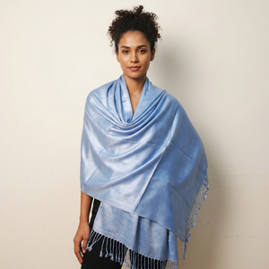 Pañuelos y chales largos de pashmina modal para mujer, de sarga lisa, color cielo, 100% viscosa, ligeros, para verano, venta al por mayor. - Product Image 1