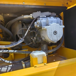 รถขุดตีนตะขาบ Komatsu PC400 มือสอง สภาพดี น้ำหนักใช้งาน 40 ตัน รุ่น Komatsu PC400-8 เครื่องยนต์ 270 กิโลวัตต์ บุ้งกี๋ขนาด 2 ลูกบาศก์เมตร - Product Image 6