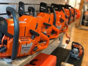 Tronçonneuse professionnelle 372XP fabriquée en Chine avec 3,9 kW <span class=keywords><strong>Hus</strong></span> 372xp 70,7 cc guide-chaîne de 24 pouces tronçonneuse à essence - Product Image 1