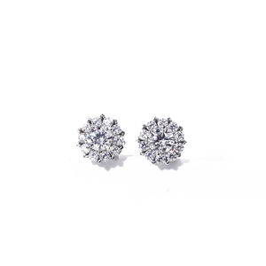 Pendientes de Botón Redondos de Moissanita con Engaste de Cuatro Puntas, Clásicos, Elegantes y de Lujo Ligero, Chapados en Plata y Oro de Tianyu Gems. - Product Image 3