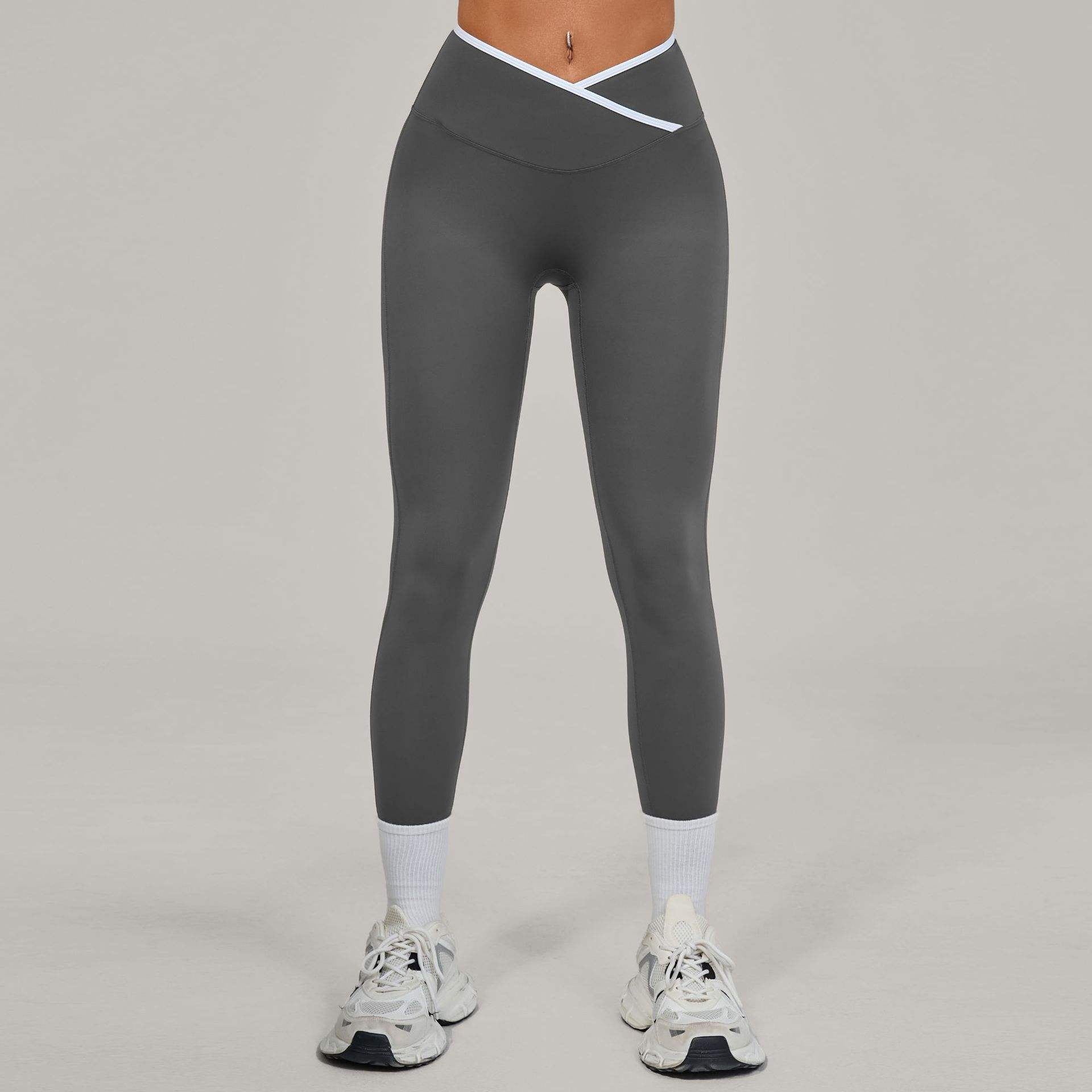 สีเทาเข้ม