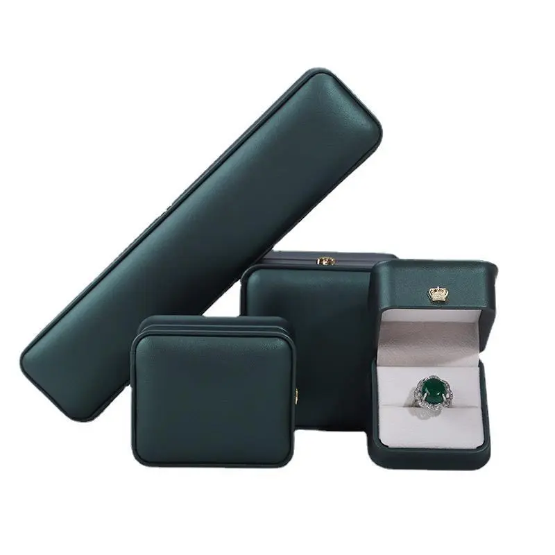 Custom Logo Stylish PU Leather Jewellery Display Case with Logo Necklace Tooled Storage Packaging Box